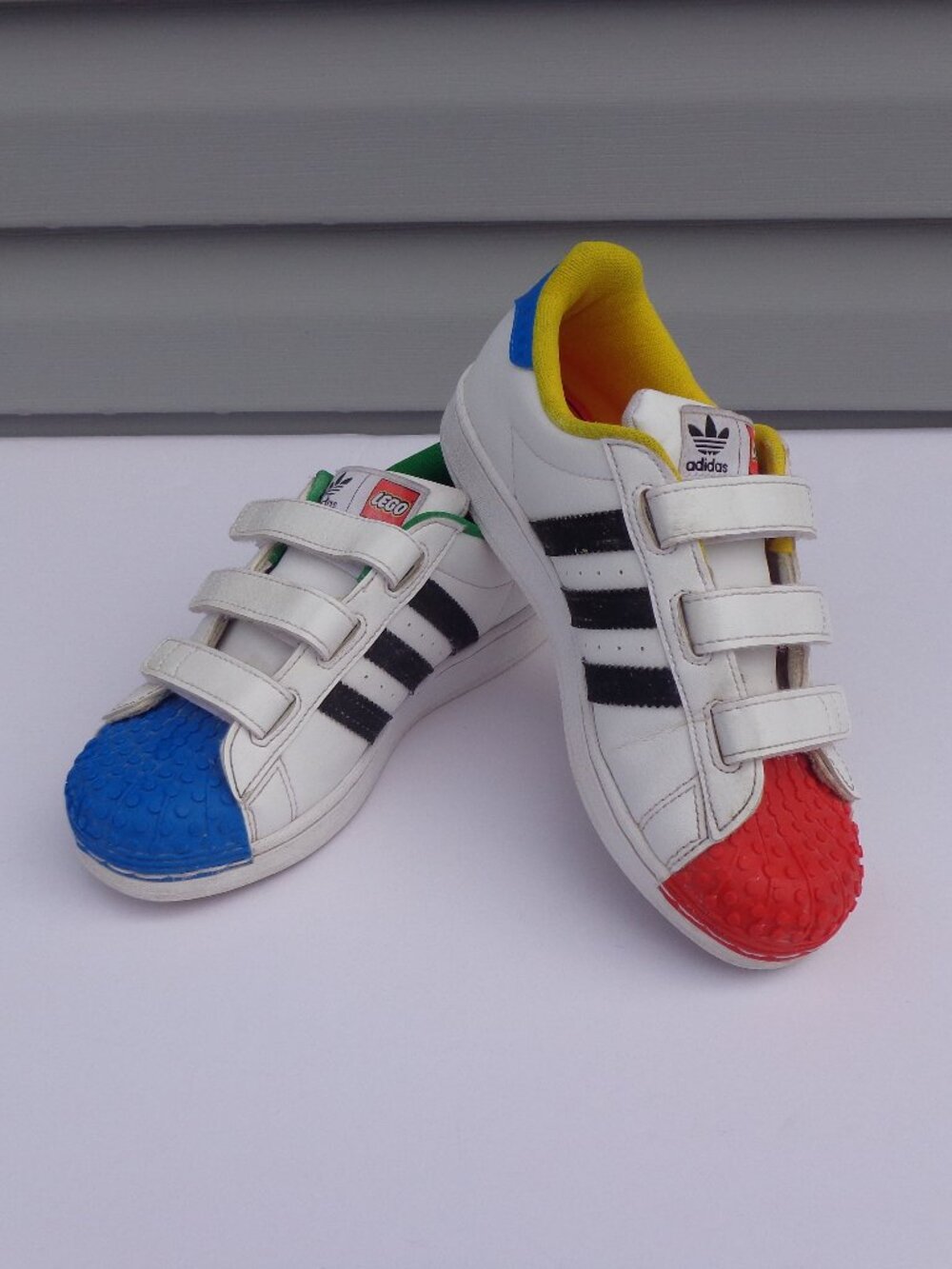 Adidas Lego Superstar White Sneakers Hook-Loop Kid's Sz 3  Red Blue Green Yellow